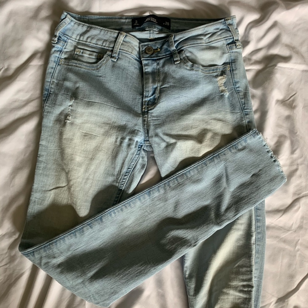 Light Wash Jeans